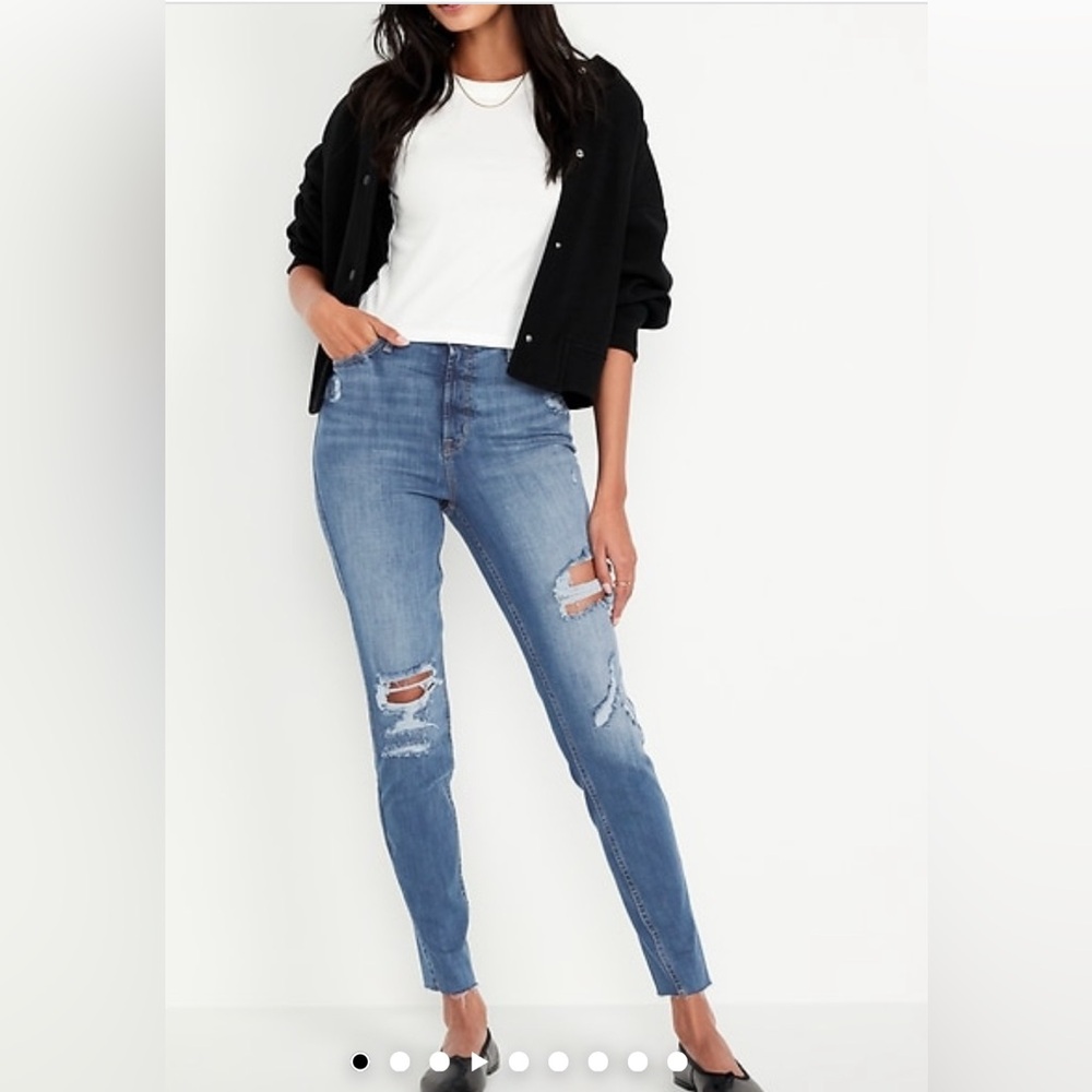 Old navy extra high rise rockstar super skinny jeans